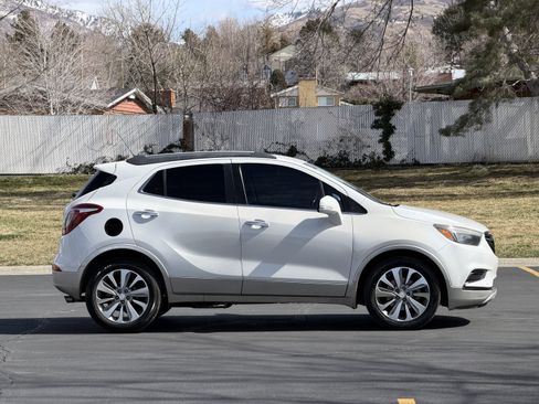 Used 2019 Buick Encore Preferred FWD image 3