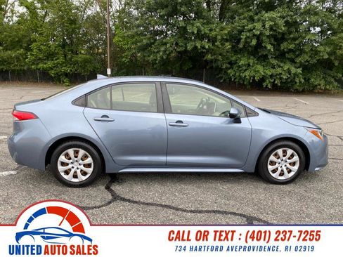 Used 2020 Toyota Corolla LE image 6