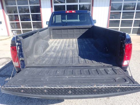 Used 2017 RAM 1500 ST RWD image 13