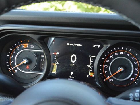 New 2025 Jeep Wrangler Sahara w/ Safety Group image 29