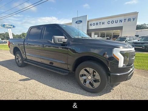 Used 2025 Ford F150 Lightning XLT AWD/4WD image 3