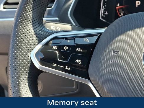 Used 2022 Volkswagen Tiguan SEL R-Line image 7