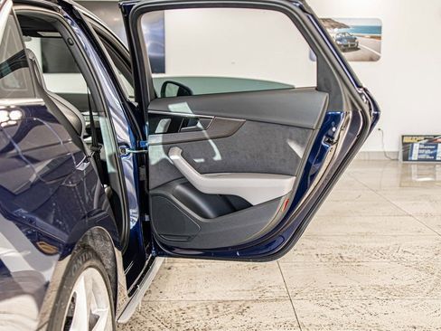 Used 2023 Audi S4 Premium w/ Convenience Package image 38