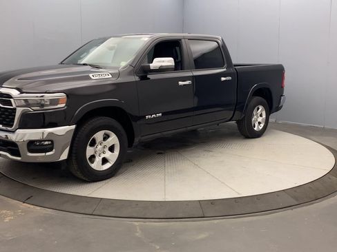 Used 2025 RAM 1500 Big Horn AWD/4WD image 9