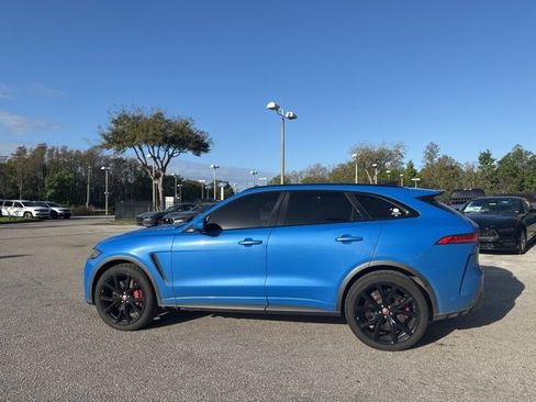 Used 2020 Jaguar F-PACE SVR image 2