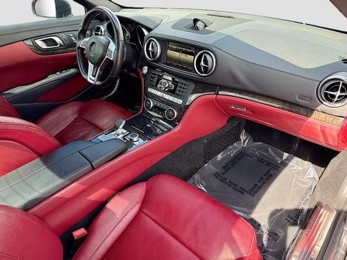 Used 2016 Mercedes-Benz SL 550 w/ Sport Wheel Package image 13
