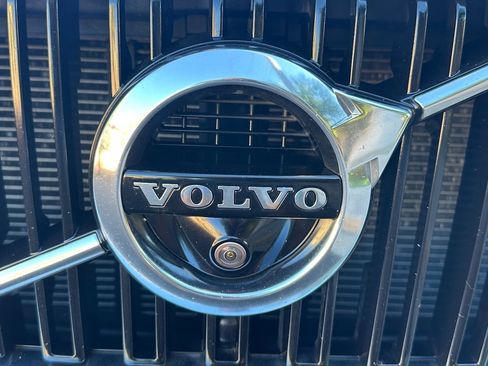 Used 2018 Volvo XC90 T5 Momentum w/ Convenience Package image 46