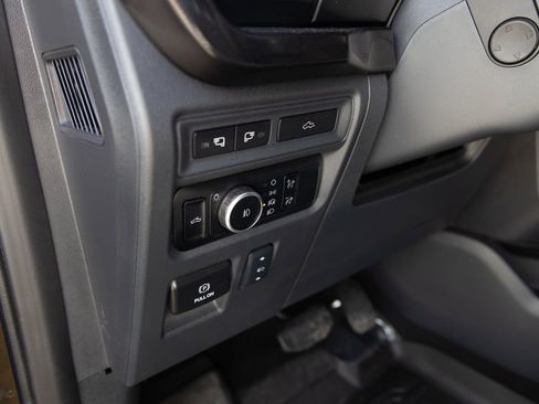 Used 2024 Ford F150 Raptor w/ Equipment Group 803A Raptor R AWD/4WD image 29