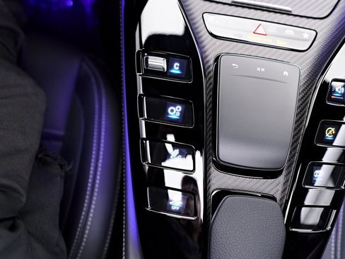 Used 2023 Mercedes-Benz AMG GT 63 image 85