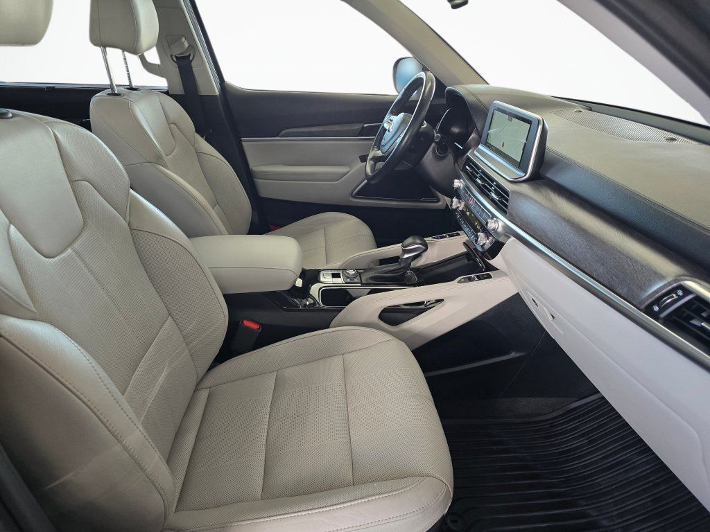 Used 2020 Kia Telluride EX AWD/4WD image 45