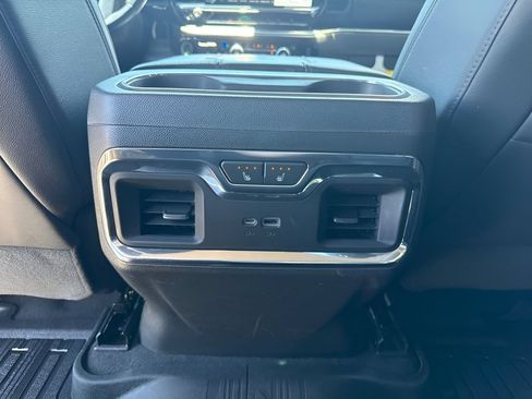 Used 2023 GMC Sierra 1500 SLT w/ SLT Premium Plus Package AWD/4WD image 13