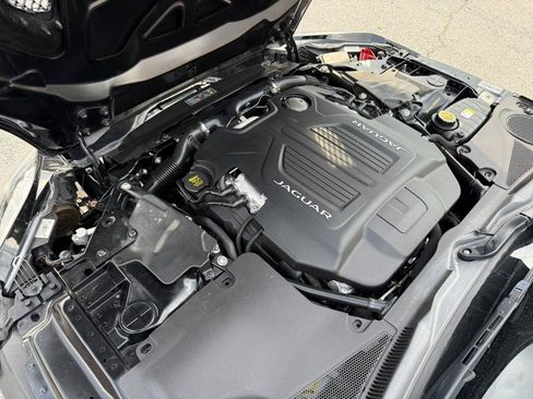 Used 2016 Jaguar F-TYPE R AWD/4WD image 27