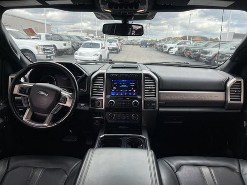 Used 2020 Ford F250 Platinum w/ FX4 Off-Road Package AWD/4WD image 15