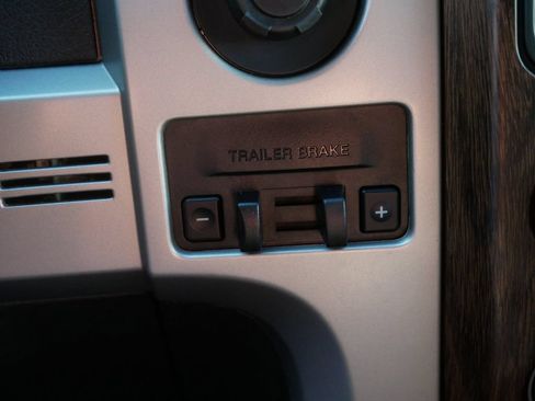 Used 2013 Ford F150 Lariat w/ Mid Equipment Group AWD/4WD image 19