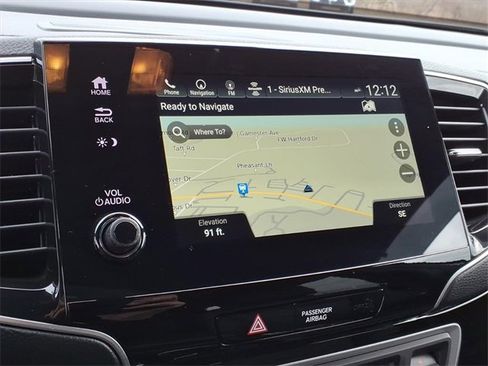 Used 2025 Honda Passport Black Edition image 23