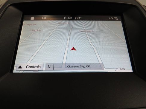 Used 2017 Ford Edge SEL FWD image 18