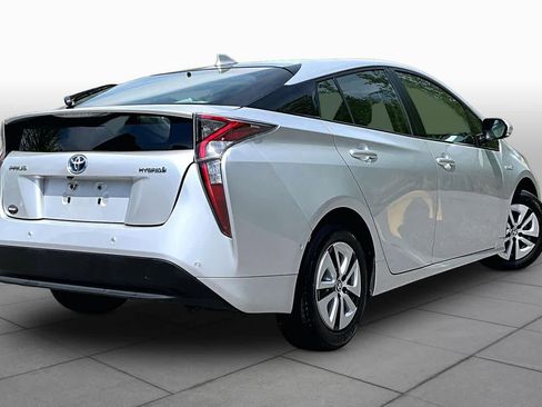 Used 2018 Toyota Prius Two w/ Prius Two Safety Plus Package FWD image 13