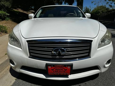 Used 2013 INFINITI M37 w/ Premium Pkg RWD image 9