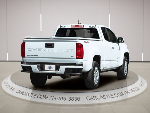 Used 2021 Chevrolet Colorado LT w/ Fleet Safety Package image 11