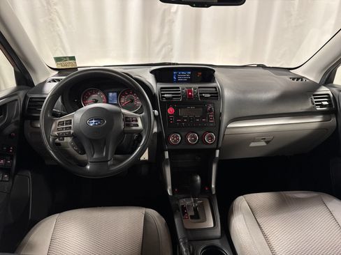 Used 2014 Subaru Forester 2.5i Premium w/ Popular Package #1 AWD/4WD image 4