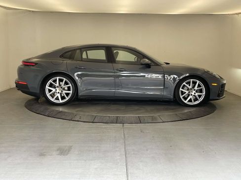 Certified 2025 Porsche Panamera 4 AWD/4WD image 8