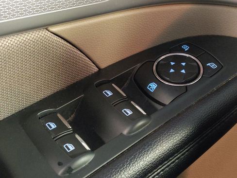 Used 2018 Ford Explorer 4WD image 27