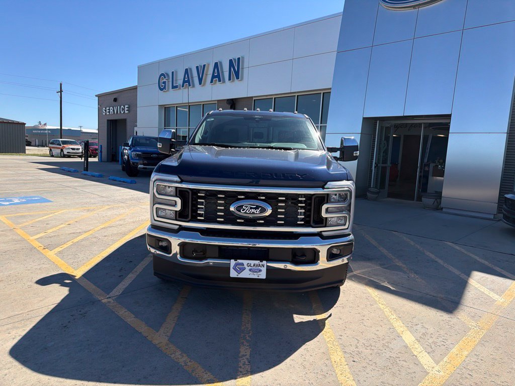 New 2027 Ford F350 Lariat w/ Lariat Premium Package AWD/4WD image 2
