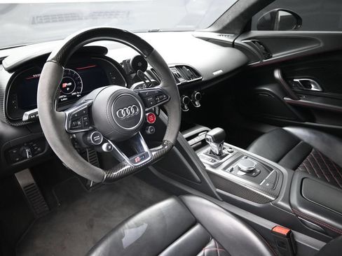 Used 2017 Audi R8 V10 plus AWD/4WD image 19