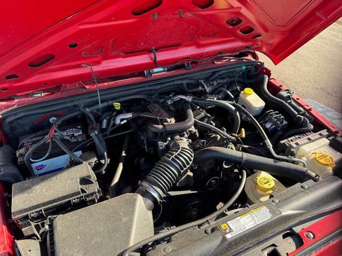 Used 2011 Jeep Wrangler Unlimited Sport image 17