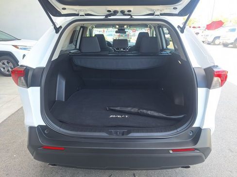 Certified 2025 Toyota RAV4 XLE image 17