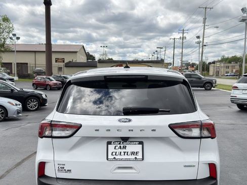 Used 2020 Ford Escape SE FWD image 63