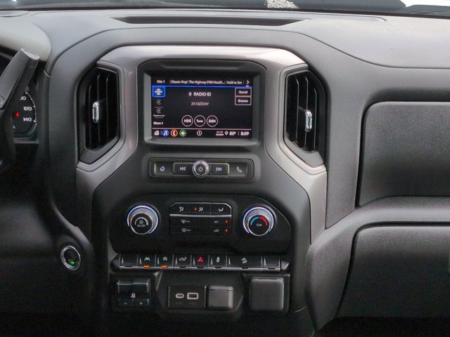 Used 2025 Chevrolet Silverado 1500 Custom Trail Boss AWD/4WD image 17