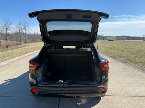 New 2026 Chevrolet Trax RS w/ Sunroof Package image 6