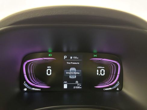 Used 2023 Kia Soul LX image 27