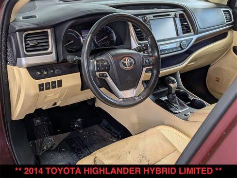 Used 2014 Toyota Highlander Limited image 21