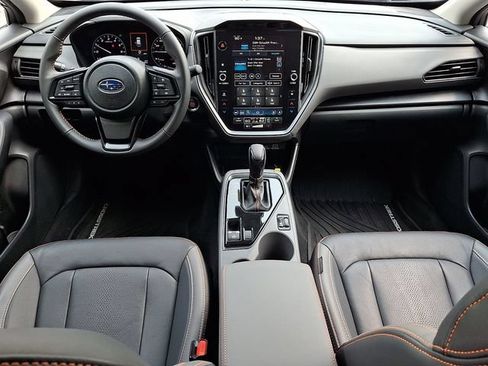 Certified 2024 Subaru Crosstrek 2.5i Limited w/ Crosstrek Mirror Package AWD/4WD image 17