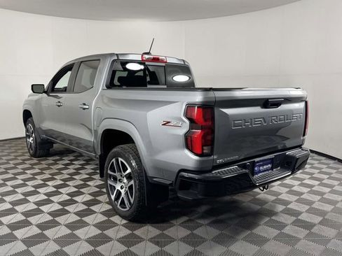 Used 2023 Chevrolet Colorado Z71 w/ Z71 Convenience Package 2 AWD/4WD image 8