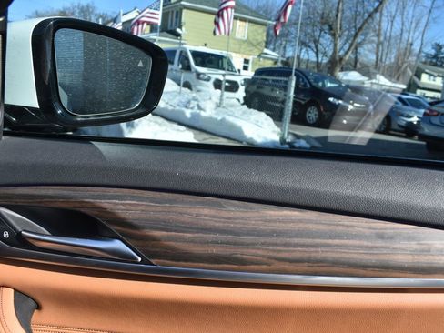 Used 2023 BMW 540i w/ M Sport Package RWD image 21