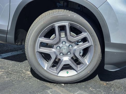 Used 2023 Honda Passport EX-L image 9