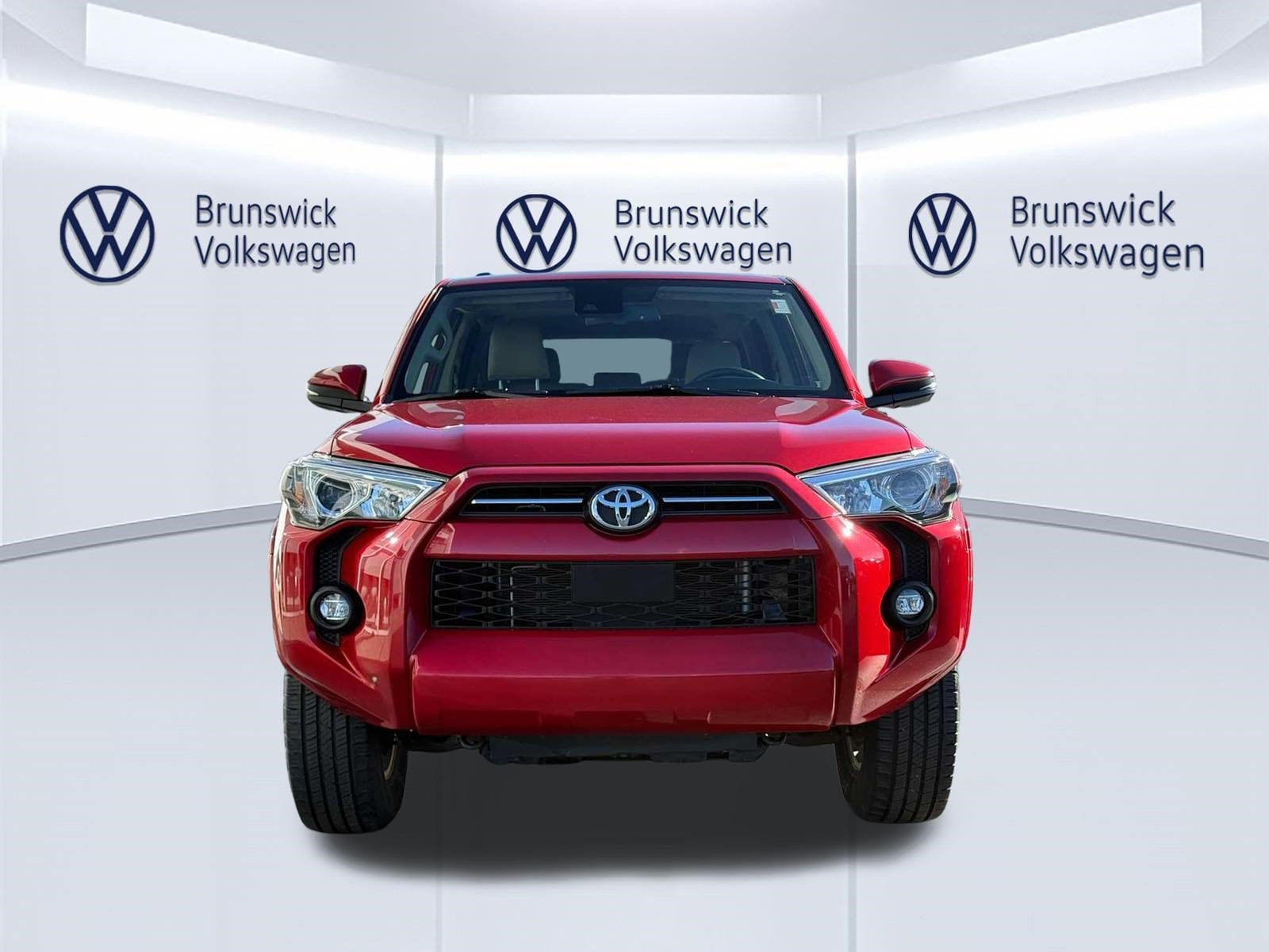 Certified 2021 Toyota 4Runner SR5 Premium w/ Moonroof Package AWD/4WD image 2