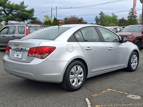 Used 2013 Chevrolet Cruze LS FWD image 7