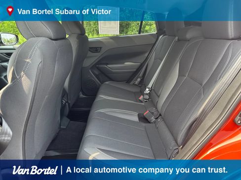 Used 2025 Subaru Crosstrek 2.5i Premium AWD/4WD image 23
