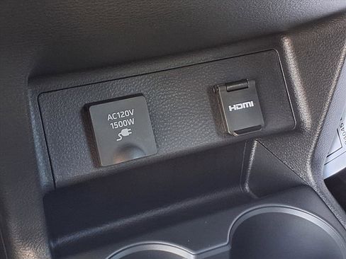 New 2026 Toyota Sienna Limited image 25