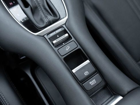 Certified 2023 Honda HR-V EX-L image 24