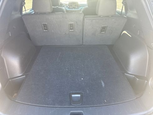 Used 2025 Chevrolet Blazer LT image 18