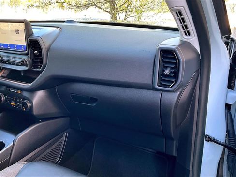 Used 2023 Ford Bronco Sport Outer Banks AWD/4WD image 19
