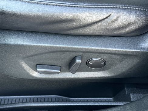 Used 2022 Ford Edge Titanium w/ Equipment Group 301A image 18