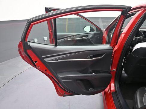 Used 2025 Toyota Camry SE FWD image 29