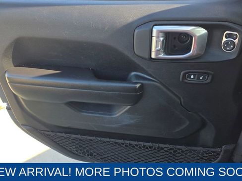 Used 2020 Jeep Gladiator Mojave image 12