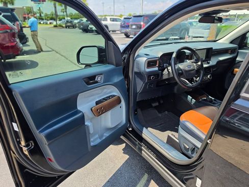 Used 2024 Ford Maverick Lariat w/ 4K Tow Package AWD/4WD image 10